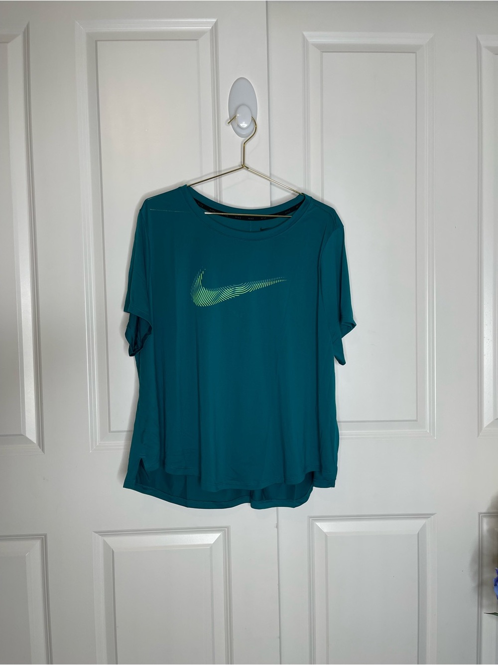 Nike Dri Fit Plus Women’s Running Short Sleeve Shirt Teal Size 1X NWT B13